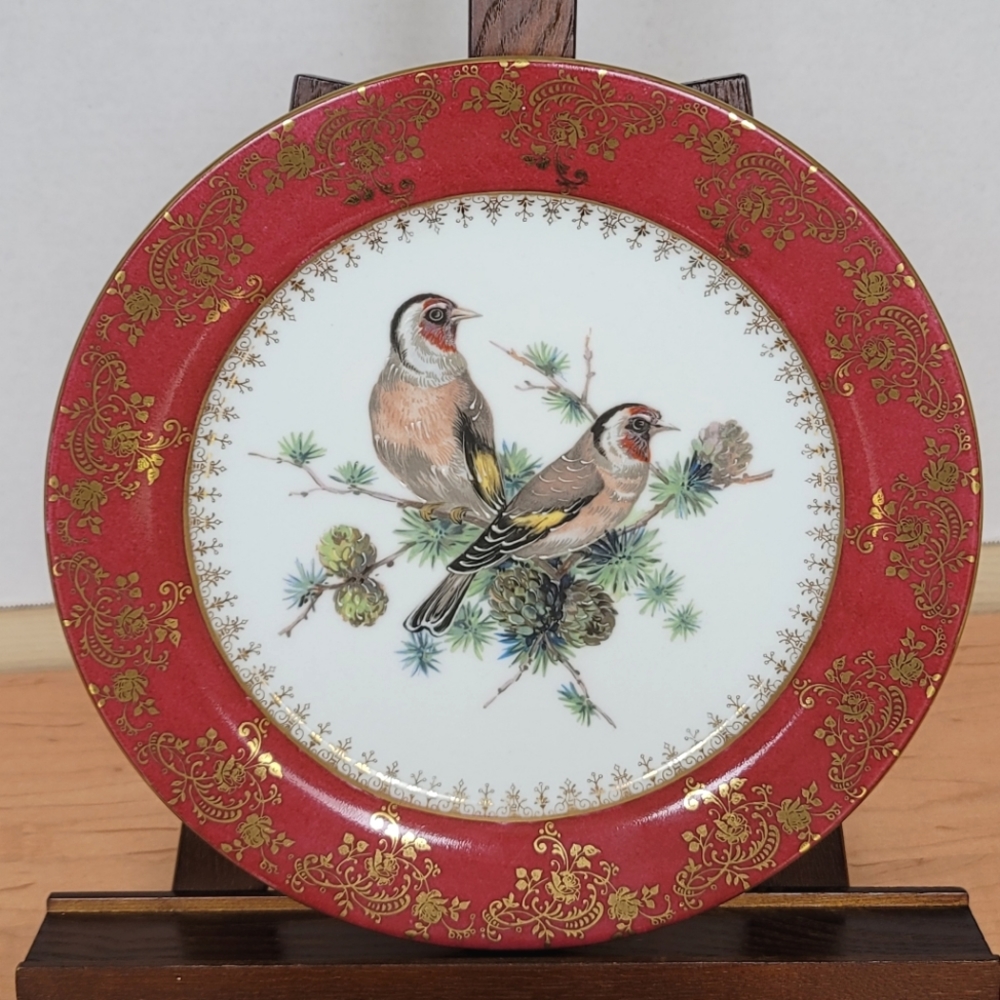 Vtg Porcelaine de Versailles Limoges 10" Plate Handpainted Birds Red Gold Trim